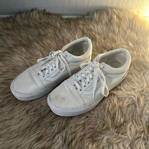 White vans women’s 8.5, almost brand new
